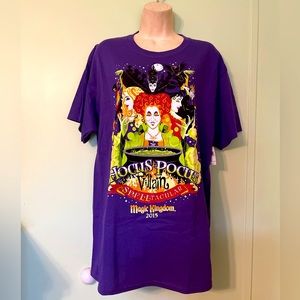 NWT Disney Parks MNSSHP Hocus Pocus Halloween Shirt